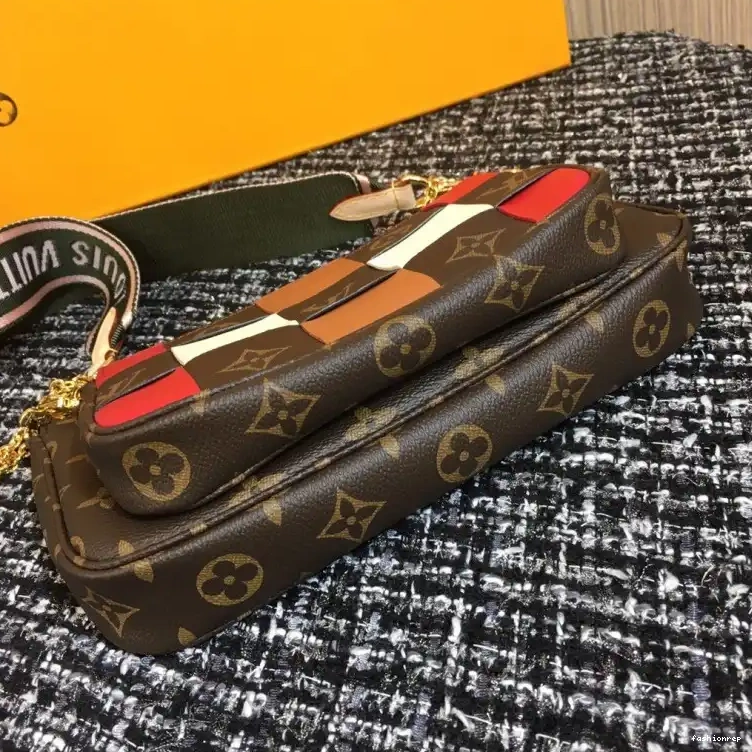 Fashionrepsfam ru 20DJ570029 LV Bags 0817